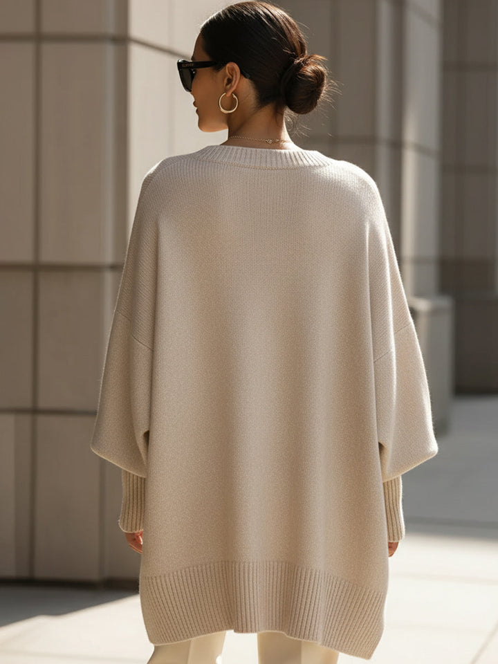 Mieke – Effortless Elegance Oversized Poncho