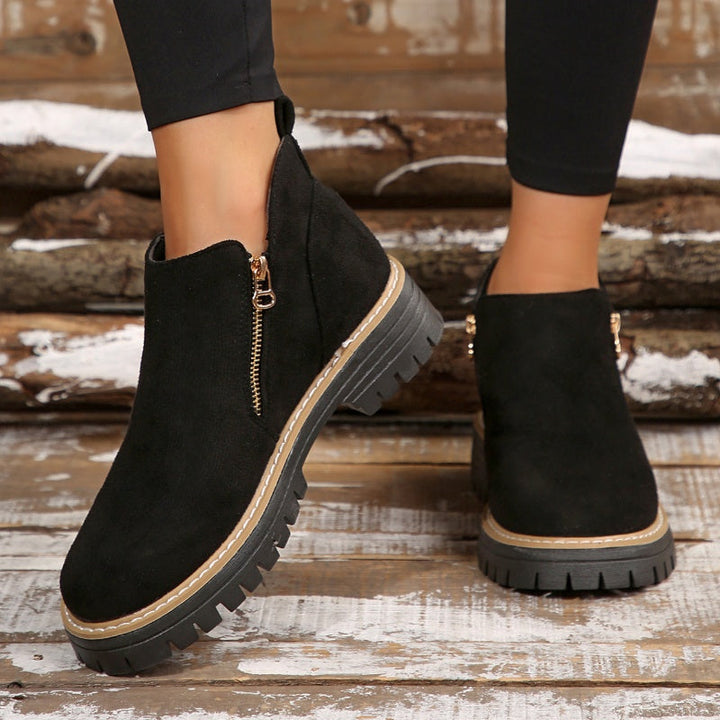 Thalyanna | Orthopaedic Boots