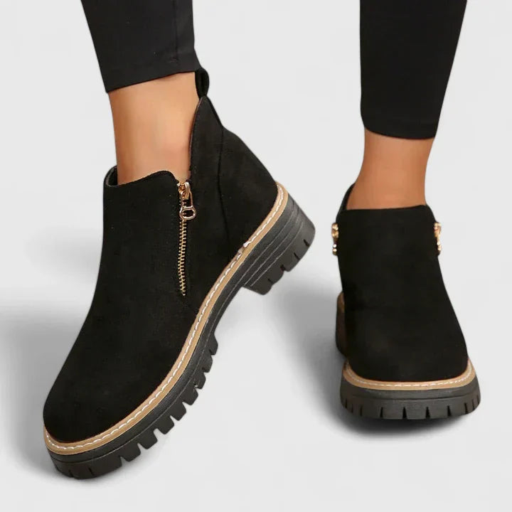 Thalyanna | Orthopaedic Boots
