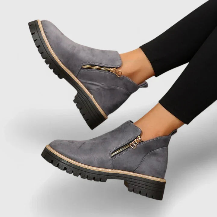Thalyanna | Orthopaedic Boots