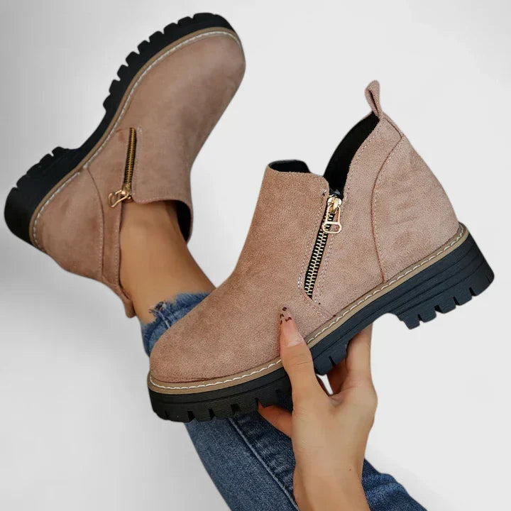Thalyanna | Orthopaedic Boots
