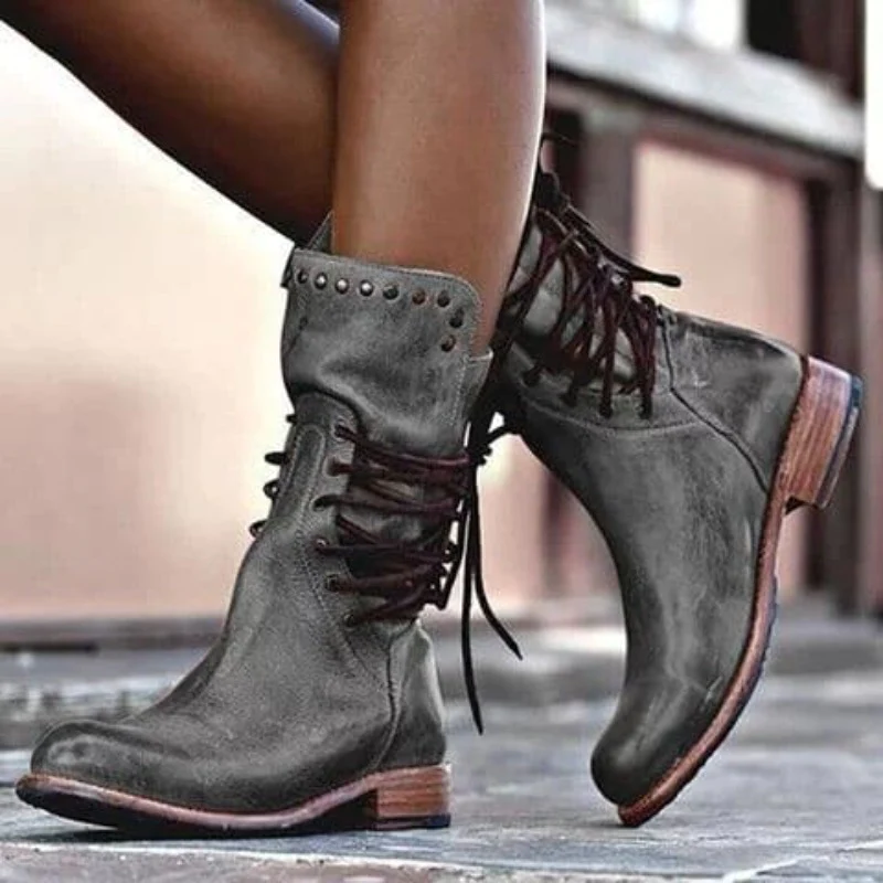 Tania – Classic Elegance Vintage Boots