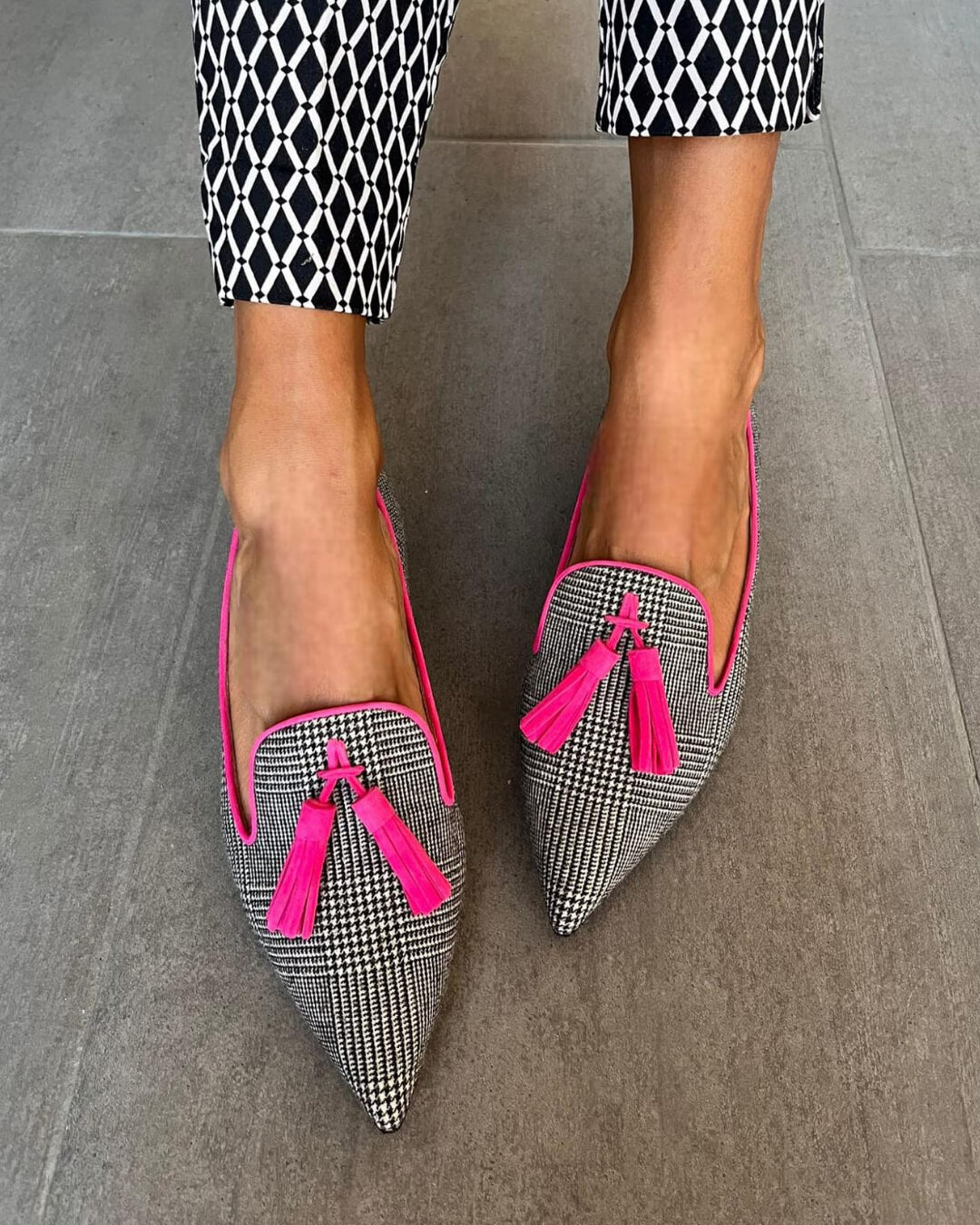 NADINE | Elegant pointed loafers with comfortable tassels