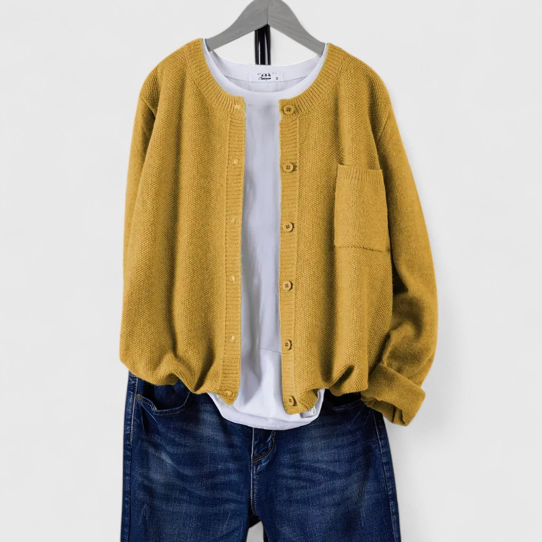 Clara - Casual Button-Up Cardigan