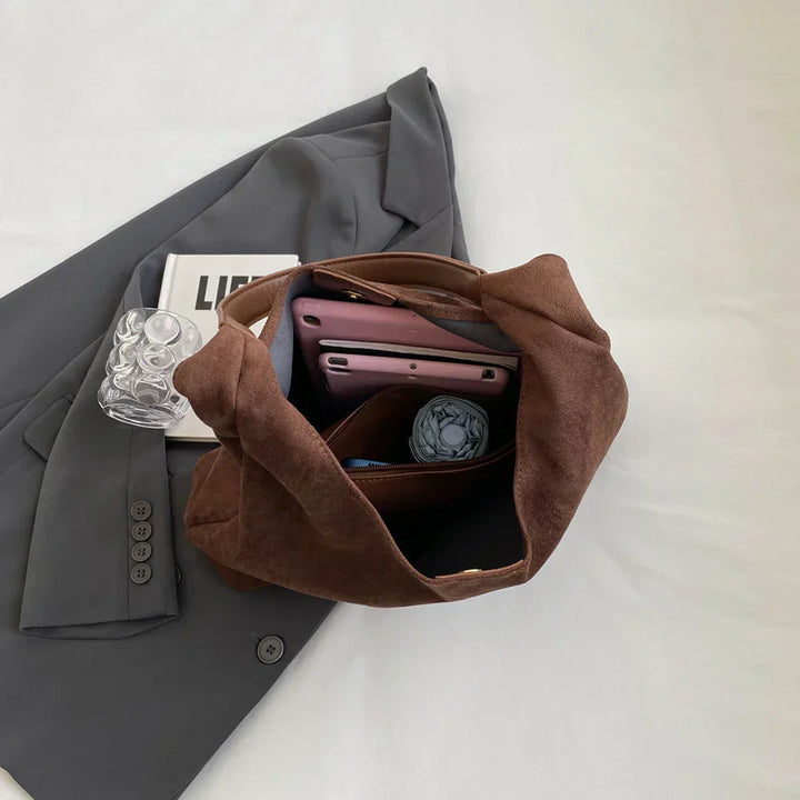 freja™ – Elegant, soft suede-style shoulder bag