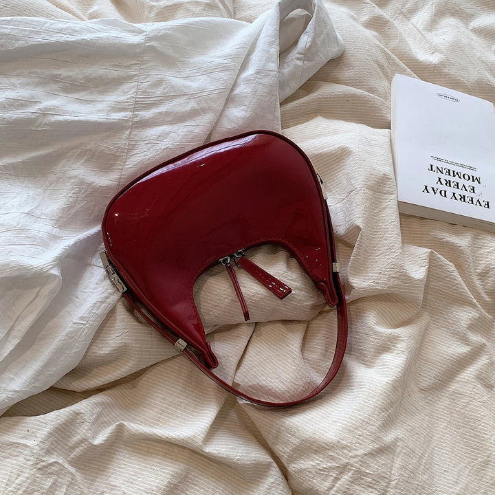 Vintage crescent-shaped bag Bella™