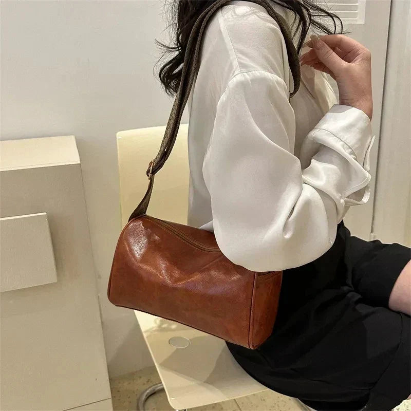 Trine™ | Vintage Leather Crossbody Bag with Woven Adjustable Strap